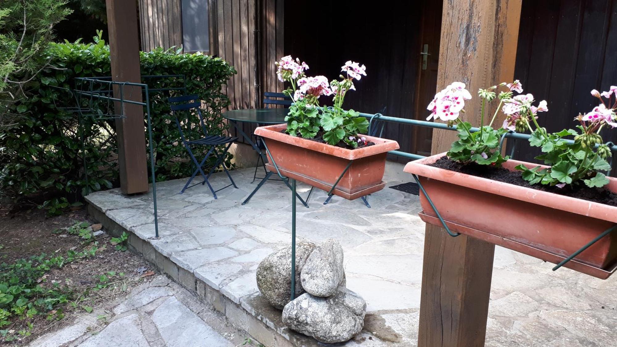 Les Chalets Du Roc Alzon Eksteriør billede
